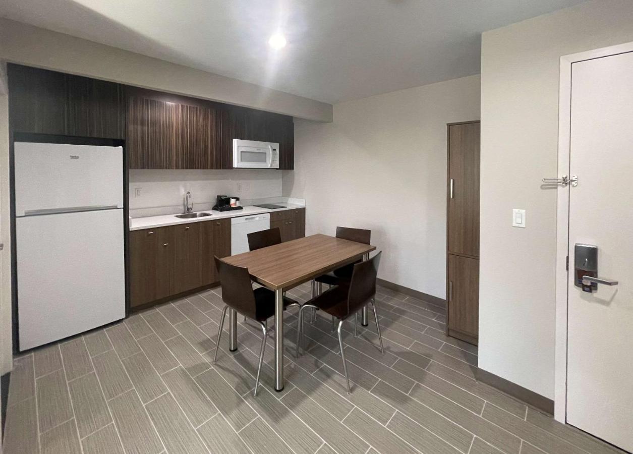 Mainstay Suites New York Eksteriør bilde