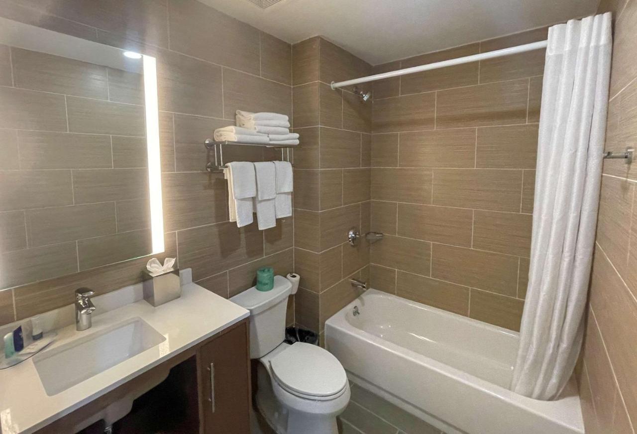 Mainstay Suites New York Eksteriør bilde